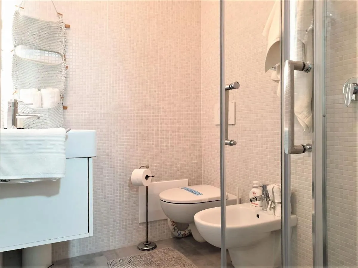 Azur Apartment 西尔米奥奈