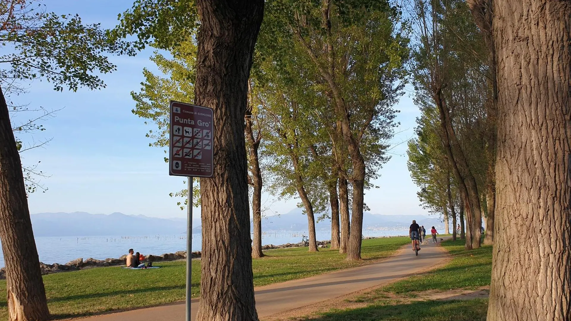 Azur Apartment Sirmione Italy